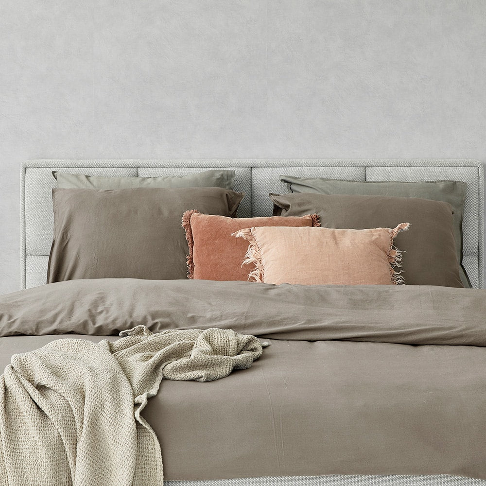 Dreamers Den Kussenslopen set 100% Gewassen Katoensatijn Taupe 2x 60x70cm